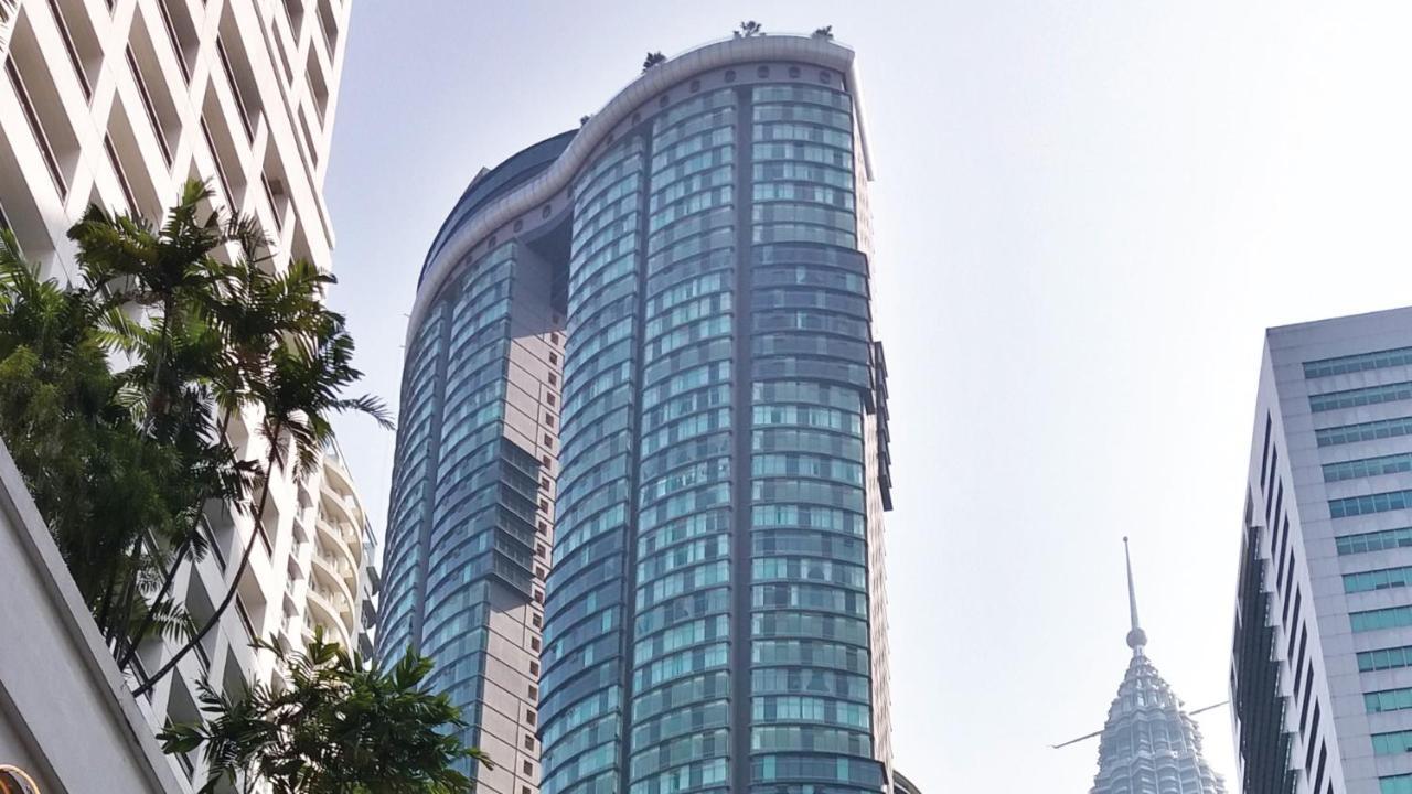 Sky Suites With Klcc Twin Tower View By Irent365 Kuala Lumpur Bagian luar foto